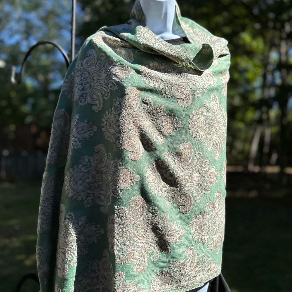 Beautiful hand embroidered stole